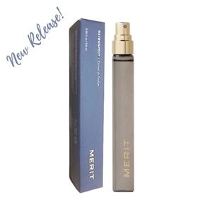 MERIT Retrospect L’extrait de Parfum .32 fl oz NIB